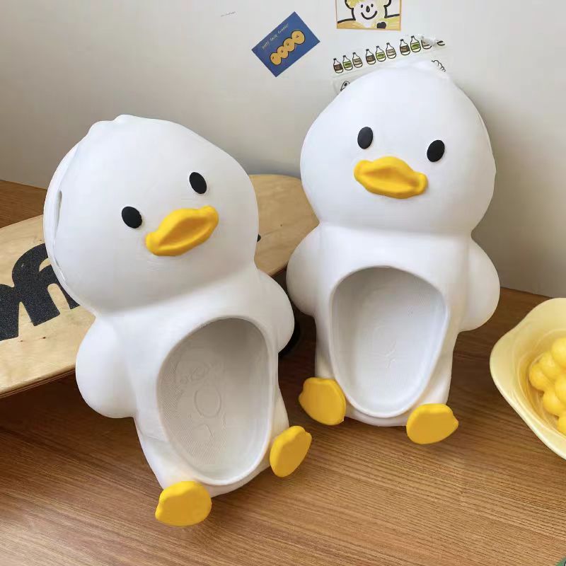 Cute cartoon yellow duck slippers